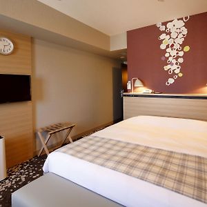 Double Room King Bed Non-Smoking